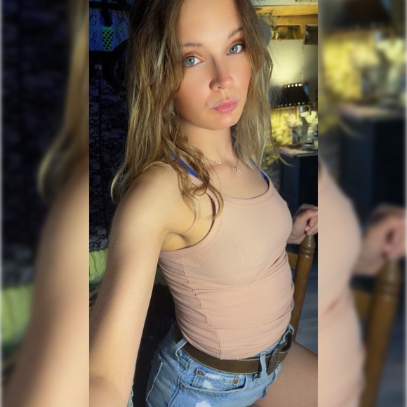 aerielcorvin13